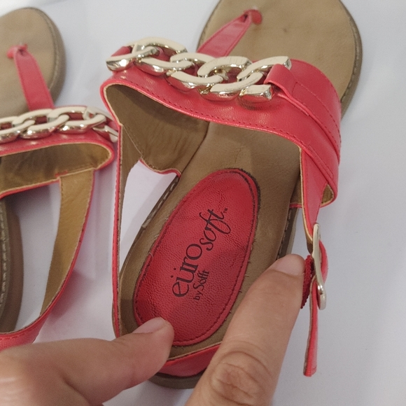 - Sofft Sandals - Picture 8 of 8